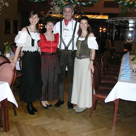 Отель Hotel Luitpold