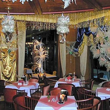 Отель Hotel Luitpold 4*